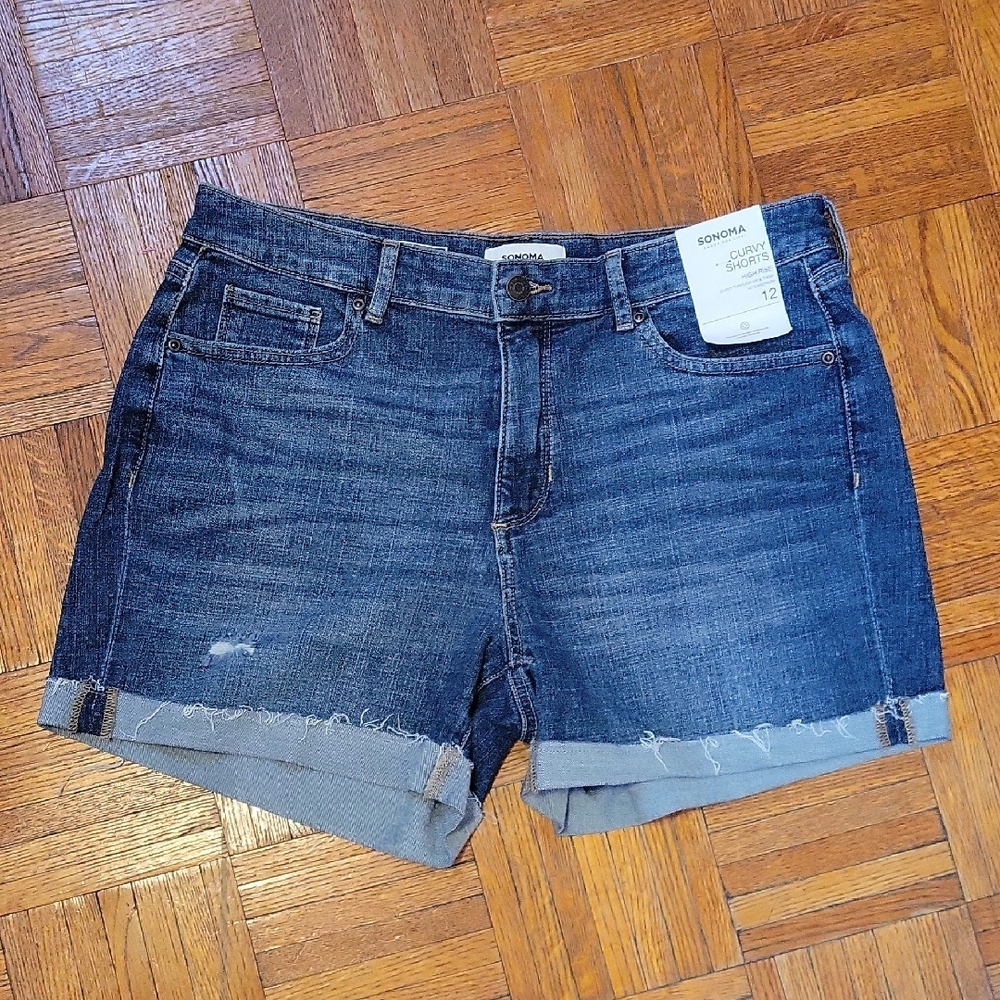 Sonoma Curvy High Rise Denim Distressed Jean Shorts Size 12 NWT